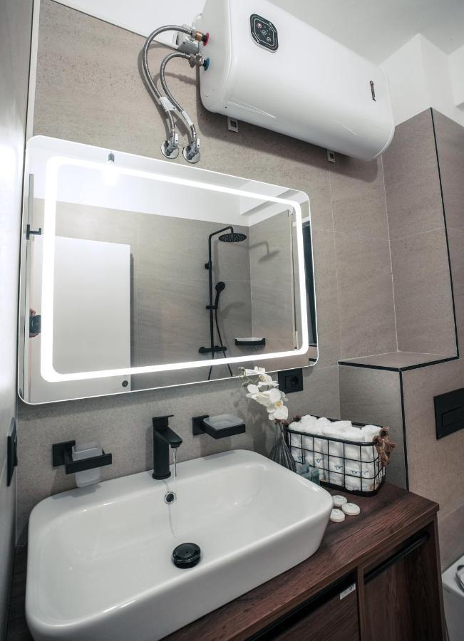 Mia Marine Rooms ฮีมาเรอ ภายนอก รูปภาพ