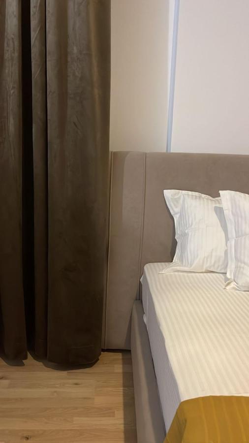 Mia Marine Rooms ฮีมาเรอ ภายนอก รูปภาพ